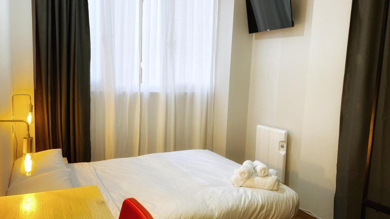 Iturriaga Ostatua Self Check In Hotel Bilbao Ngoại thất bức ảnh